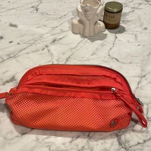 Lululemon don’t sweat it kit, cape red (pink)